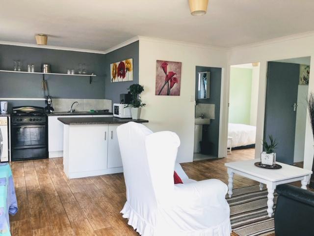 To Let 2 Bedroom Property for Rent in Hout Bay Western Cape